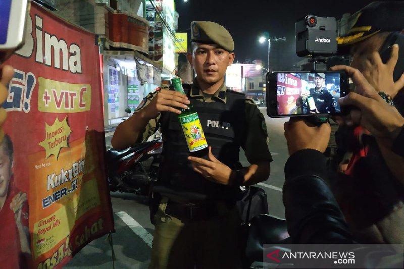 Satpol PP Tasikmalaya cegah peredaran minuman keras jelang Tahun Baru