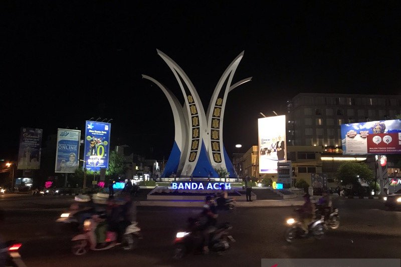 Pergantian Tahun Di Aceh Tanpa Suara Kembang Api Dan Terompet Antara Sumbar