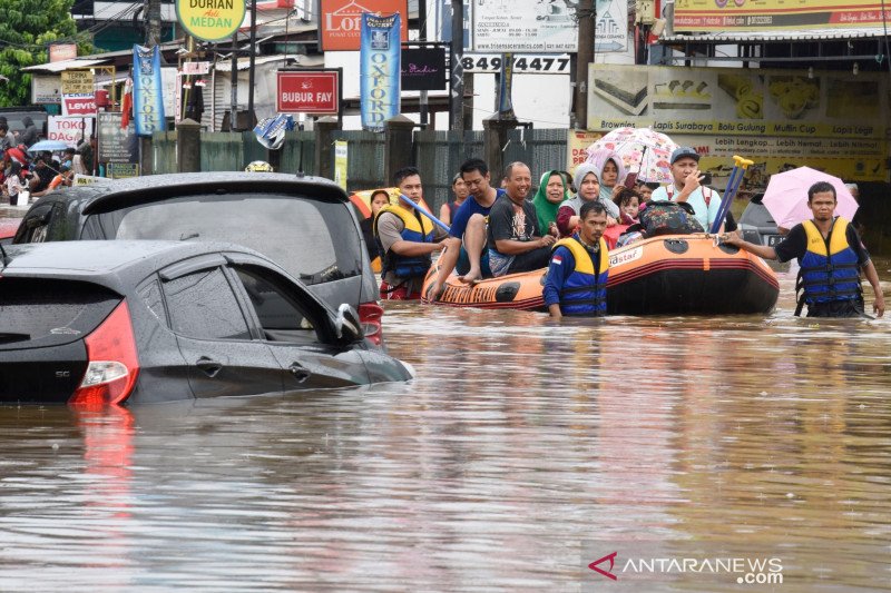 BPBD Jabar: Ketinggian air banjir di Bekasi capai dua meter