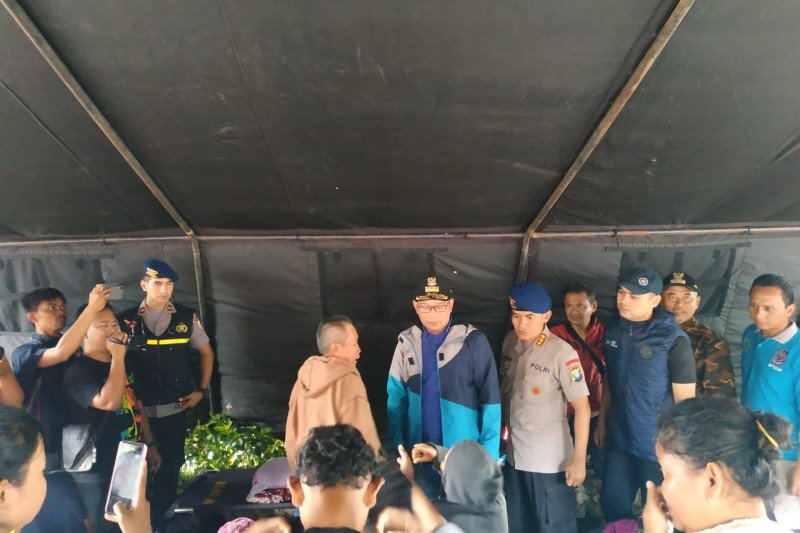 Gubernur Jawa Barat imbau warga waspadai anomali cuaca