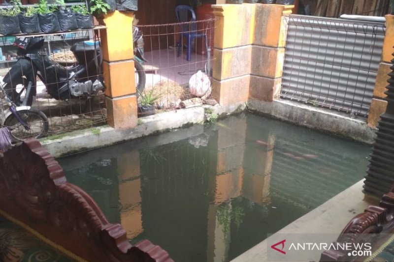 Nahas, balita tewas tercebur ke dalam kolam di Sukabumi