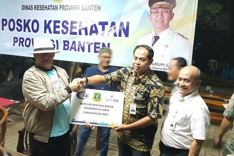 Bank BJB salurkan bantuan untuk warga korban banjir Jabodetabek dan Banten