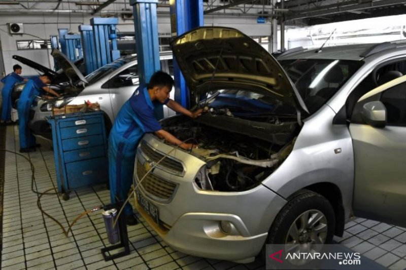 LAYANAN PERBAIKAN MOBIL KORBAN BANJIR MENINGKAT