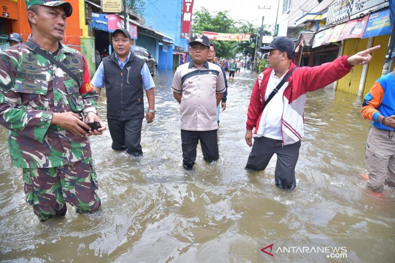 1.800 warga Bekasi terjangkit beragam penyakit pascabanjir