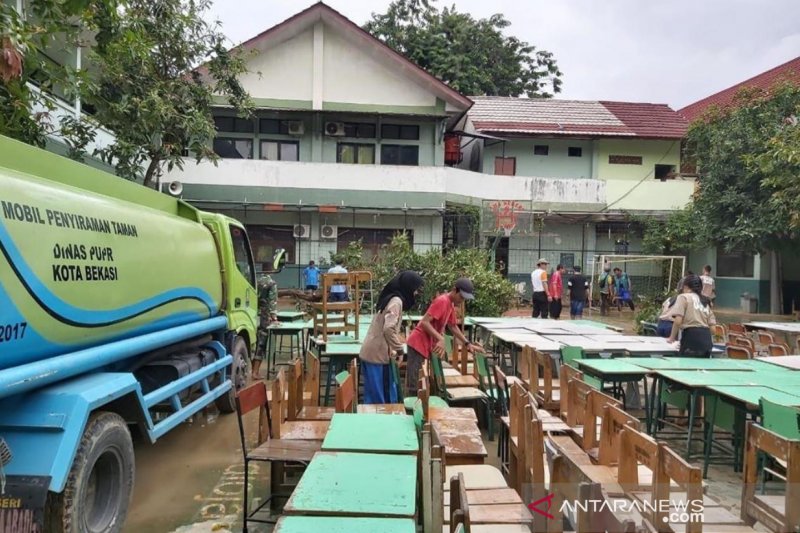 Disdik Kota Bekasi anggarkan Rp3,4 miliar rehab sekolah terdampak banjir