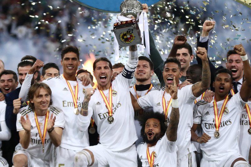 Real Madrid juara Piala Super Spanyol usai kalahkan Atletico lewat adu penalti