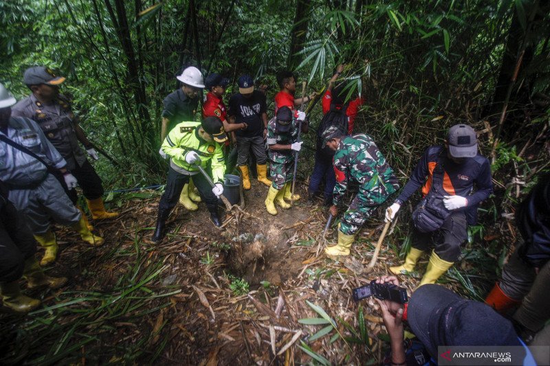Dinas ESDM: Ada 417 tambang liar di Jawa Barat