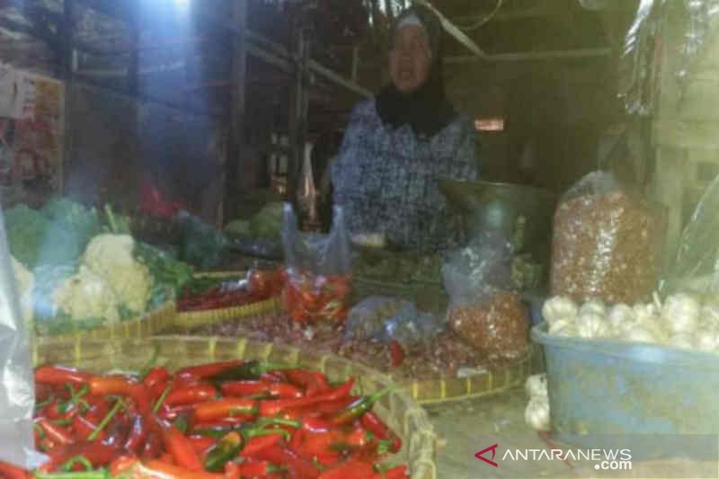 Harga cabai rawit merah di Indramayu melonjak jadi Rp90.000/kg