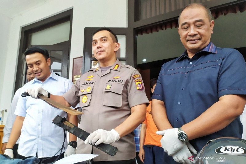 Polisi tangkap dua pembacok di Cicendo Kota Bandung