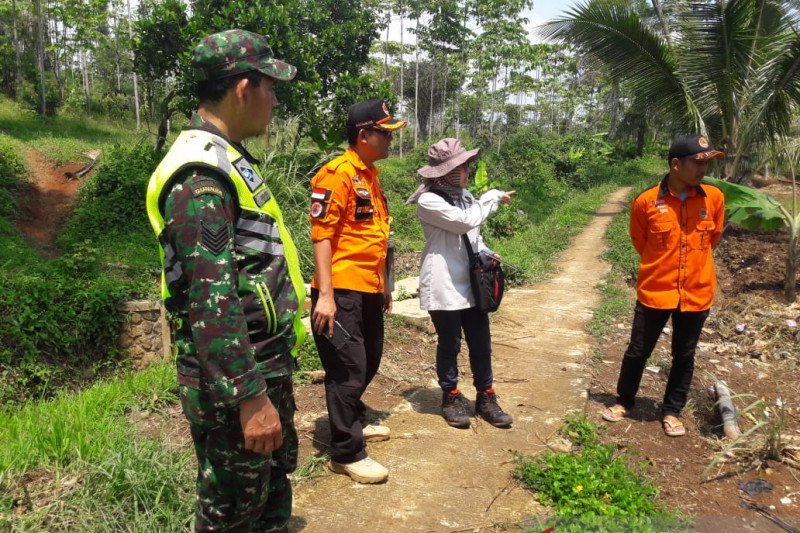 BPBD Cianjur tunggu hasil kajian PVMG terkait pergerakan tanah