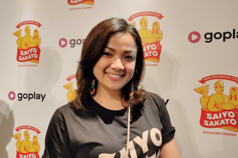 Nirina Zubir senang dapat peran seorang isteri kedua yang antagonis