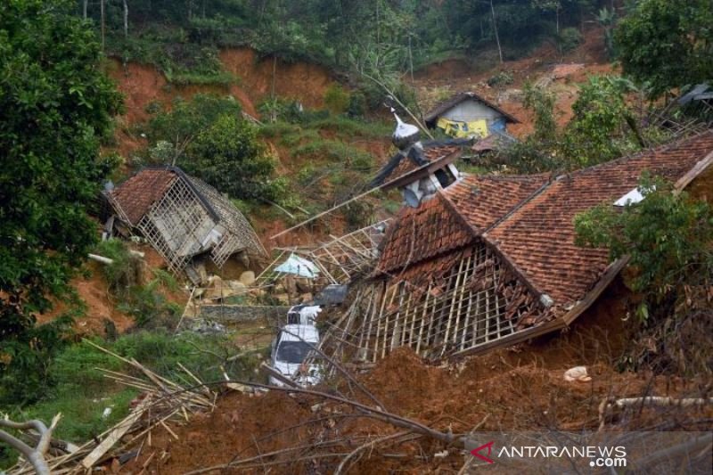 CIGOBANG JADI KAMPUNG MATI PASCALONGSOR