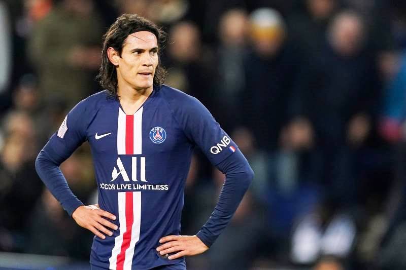 Edinson Cavani dan Thiago Silva tak lagi  di skuat PSG musim depan