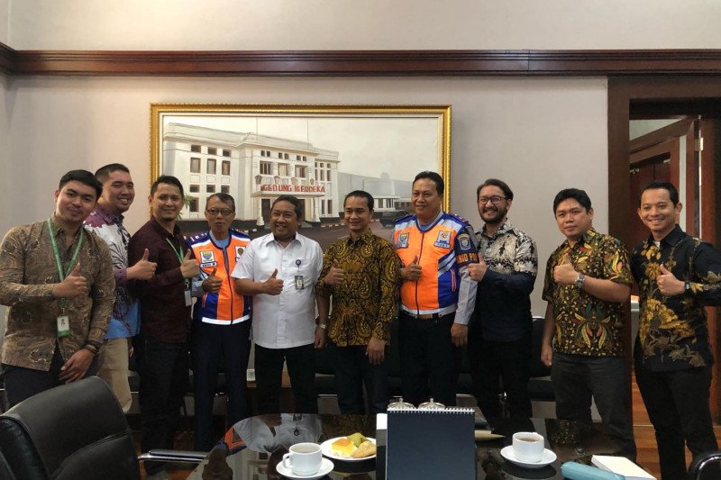 Kota Bandung komitmen bangun ekosistem untuk skuter listrik yang aman