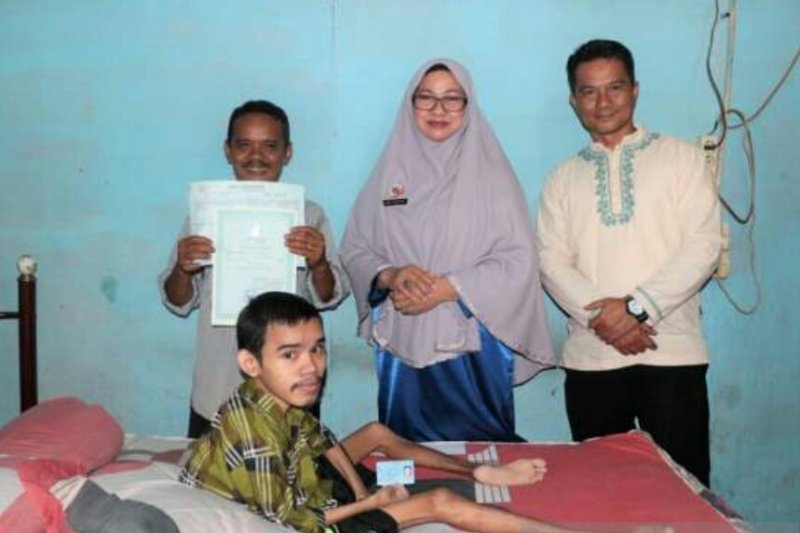 Pekanbaru layani keluhan adminduk melalui WA, ini alasannya
