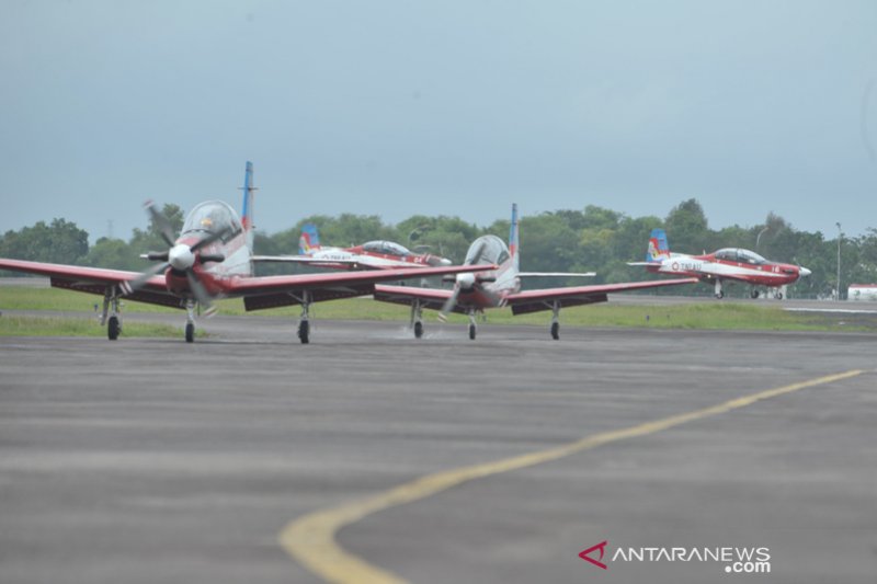 Jupiter Aerobatic Team Singgah di Lanud SMH Palembang