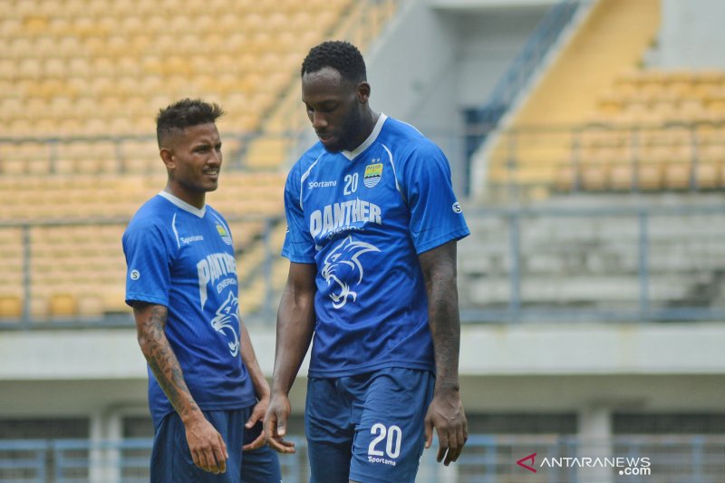 Manajemen Persib masih negosiasi rekrut Geoffrey dan Wander Luiz