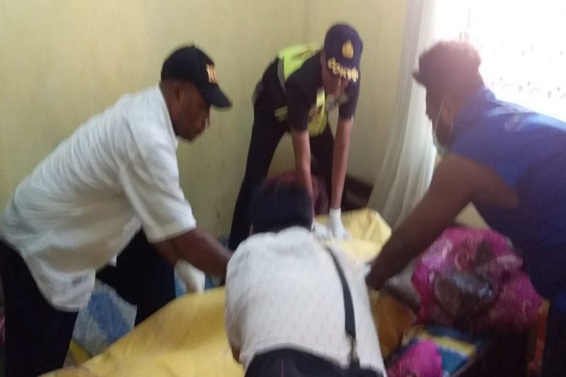 Seorang guru TK ditemukan tewas dan jasadnya mulai membusuk