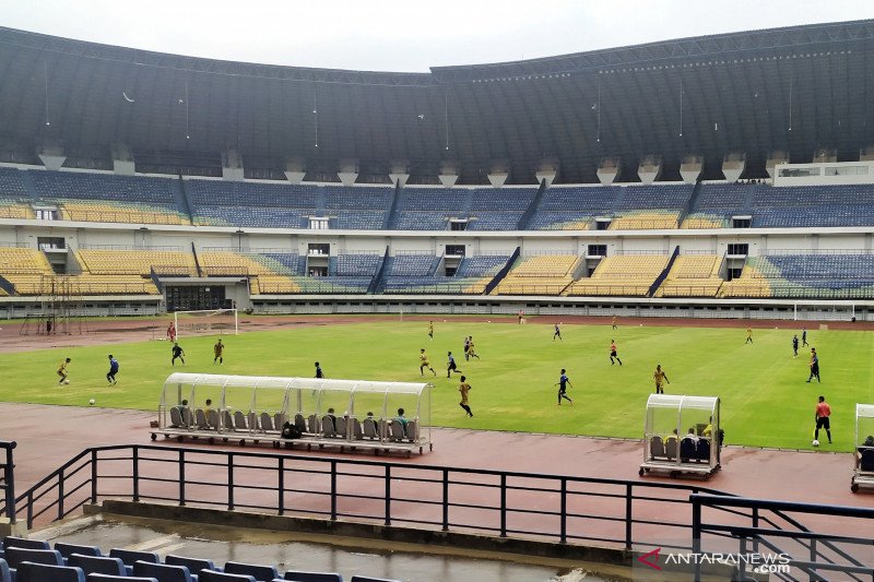 Persib hujani tujuh gol ke gawang juniornya U-20 dalam pertandingan latihan