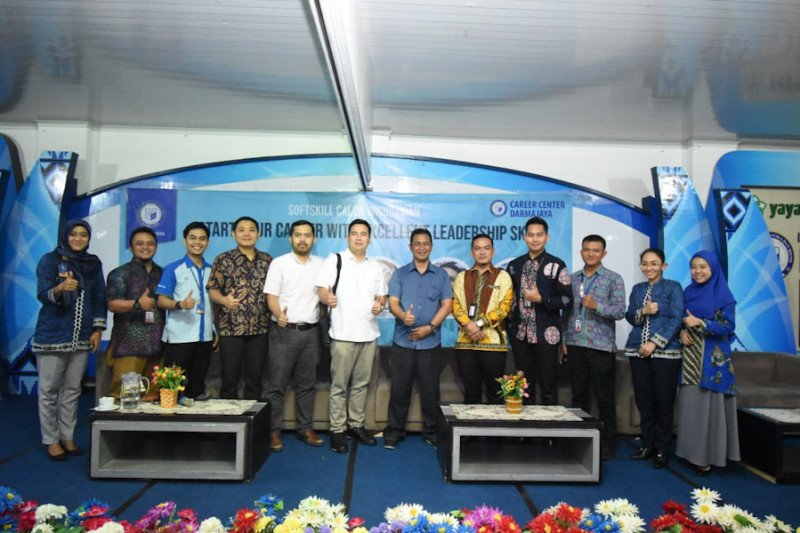 Career Center IIB Darmajaya bekali ratusan calon wisudawan pelatihan "softskill"