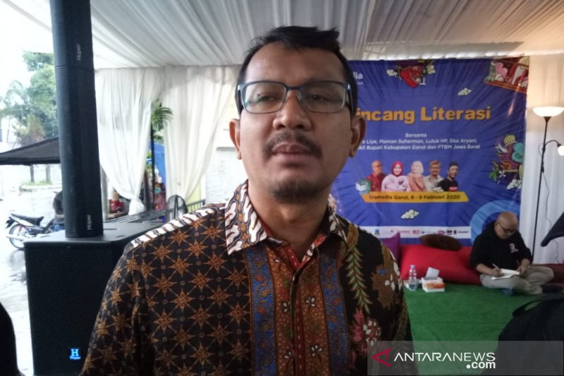 Wabup Garut minta pemerintah desa bangun perpustakaan dari ADD