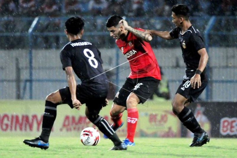 Madura United Vs Bhayangkara FC