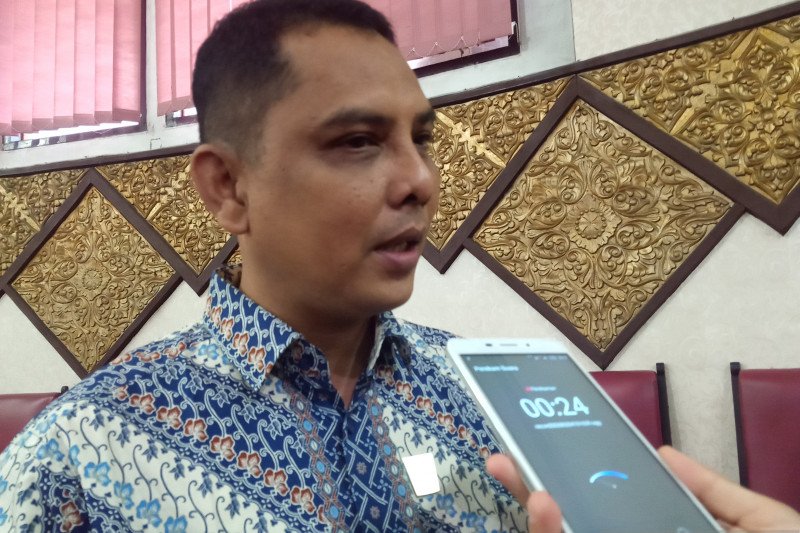 Remaja di Padang hanya boleh keluar rumah sampai jam 23.00 WIB