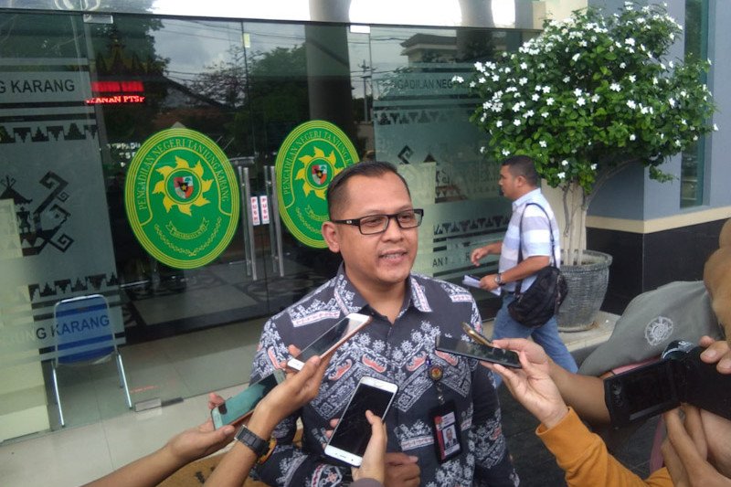KPK limpahkan berkas empat terdakwa suap "fee"proyek Lampung Utara