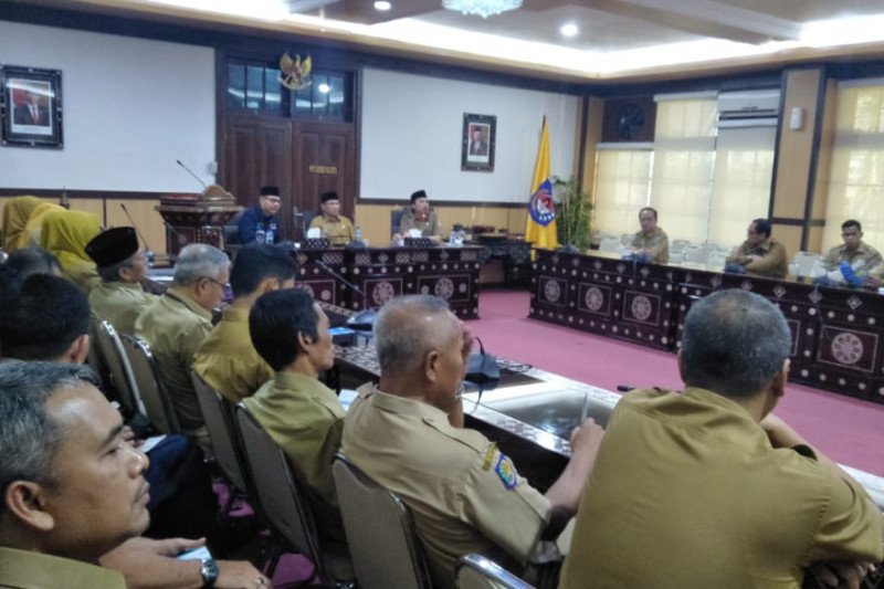 ASN diminta membantu masyarakat lakukan sensus penduduk "online"