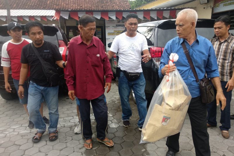 Kurang dari 24 jam, polisi berhasil tangkap pelaku pembunuhan di kawasan Hutan Aik Nyet