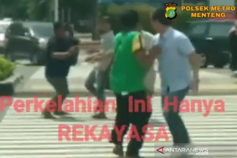 Pembuat video rekayasa perkelahian di Jalan MH Thamrin Jakarta ditangkap polisi