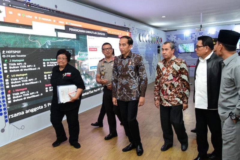 Presiden tinjau posko penanganan karhutla di Riau