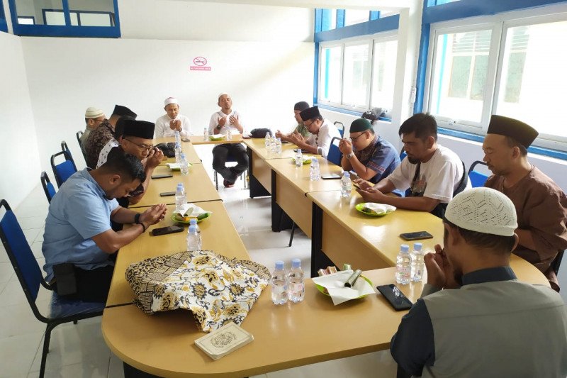 PWI Bengkalis gelar tahlil untuk almarhum Mazwin