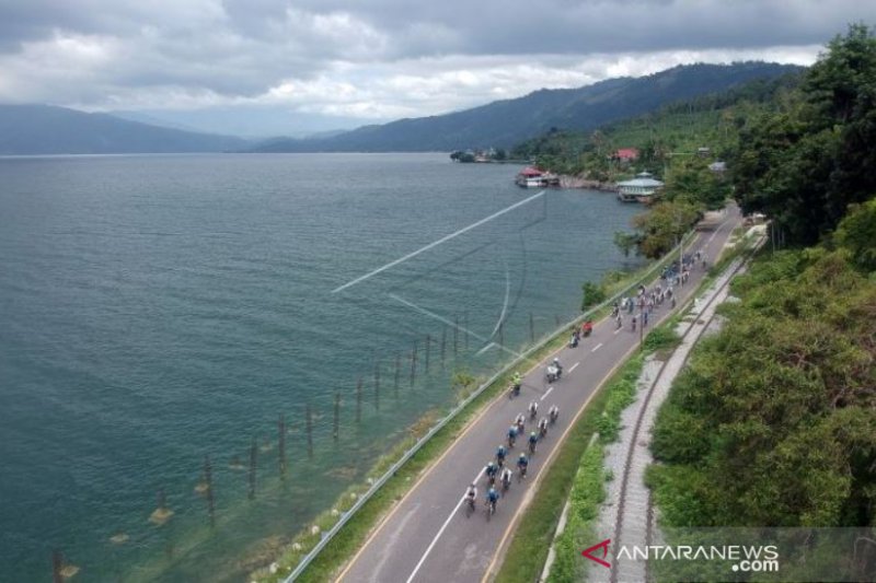 BUKIT BARISAN GOWES RANAH MINANG