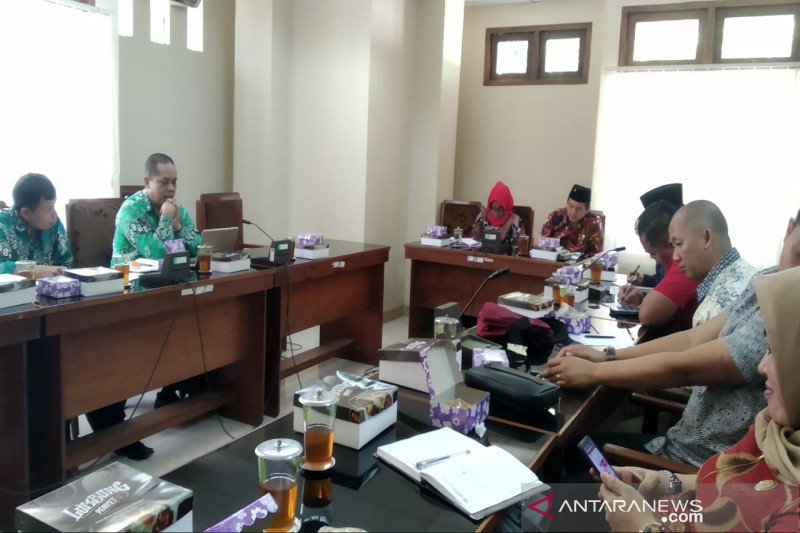 Pemkab Kulon Progo memberlakukan tarif baru pajak bumi dan bangunan