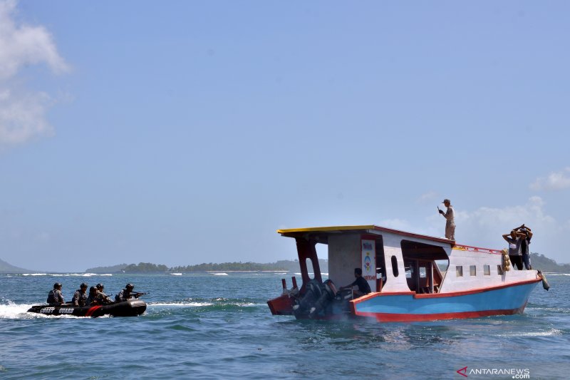 SIMULASI PENANGANAN NELAYAN ASING