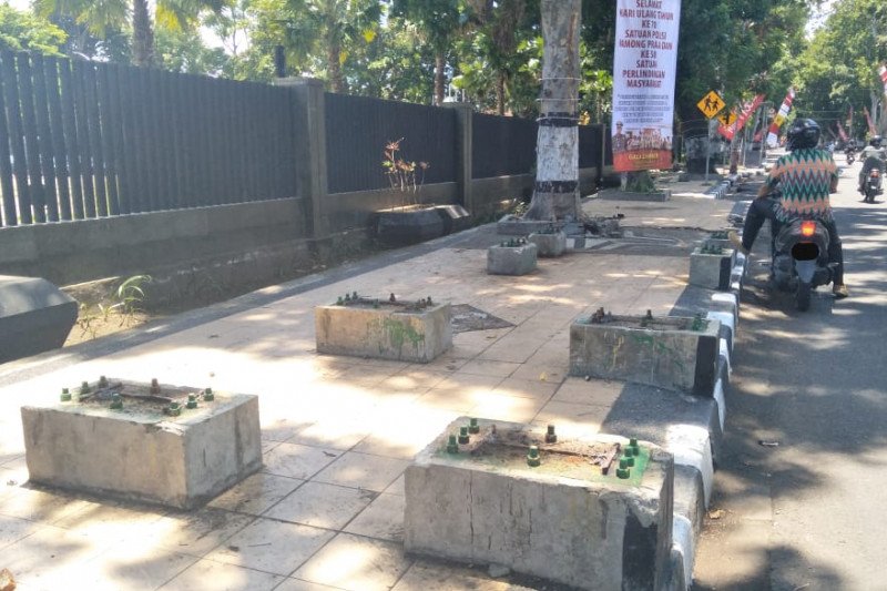 Kantor Perwakilan BI NTB segera menata taman bekas JPO