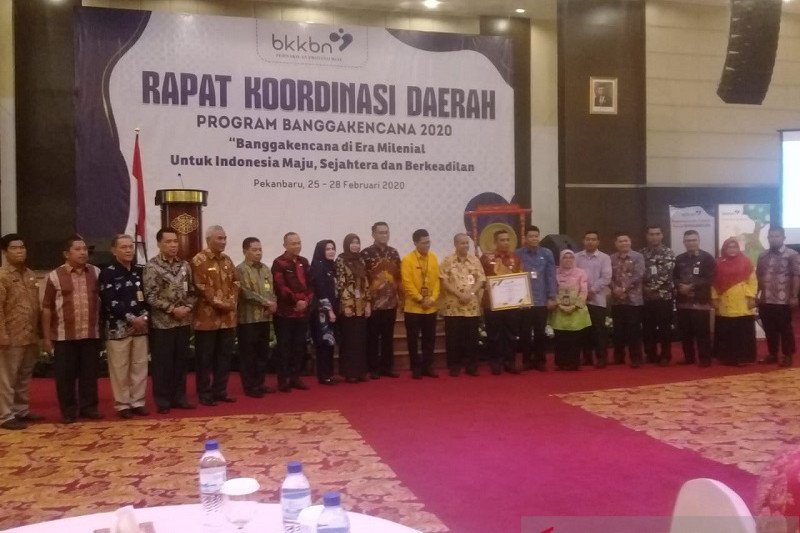 Rekrutmen tenaga penggerak desa bantu KIE dan sosialisasi program KB