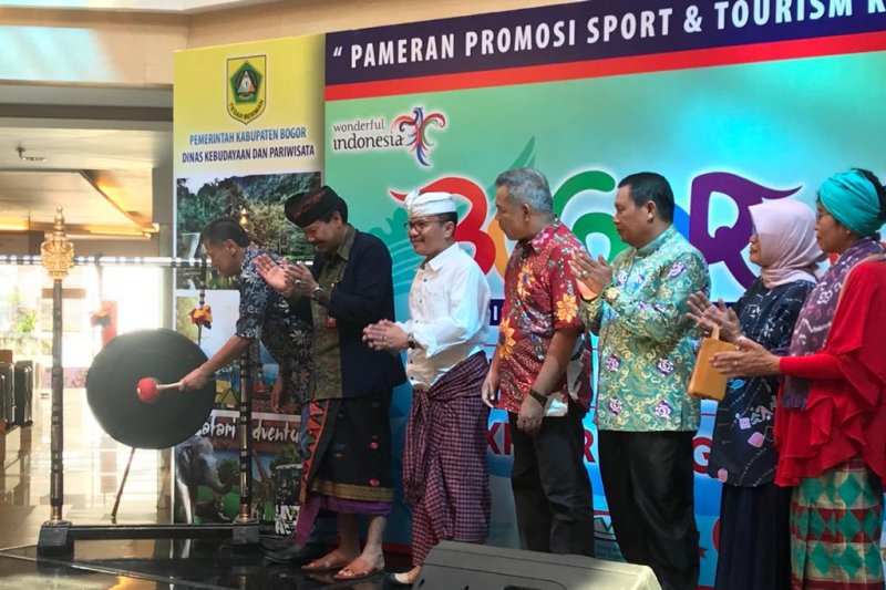 Target 10 juta kunjungan wisatawan, Kabupaten Bogor promosi pariwisata di Bali