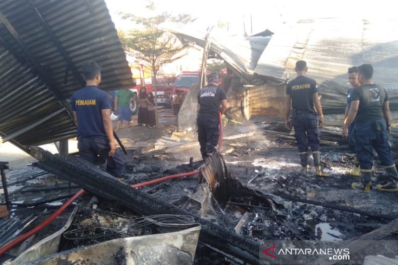 Polres Palu selidiki penyebab kebakaran rumah di Palu Barat