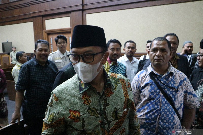 Mantan Menpora Imam Nahrawi disebut rotasi pegawai yang tak kooperatif