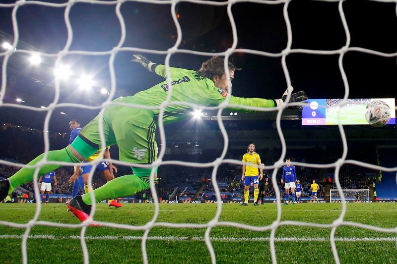 Piala FA - Gol menit-menit terakhir antar Leicester ke perempat final