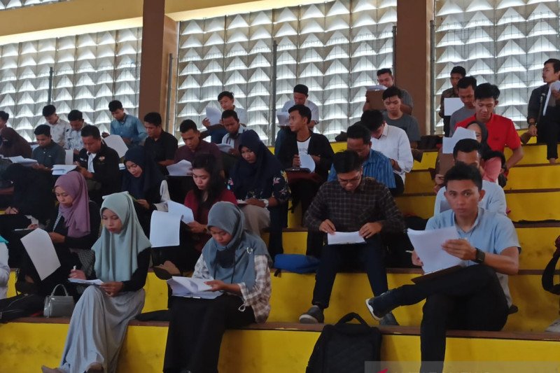Ribuan calon Panitia Pemungutan Suara ikuti tes tertulis