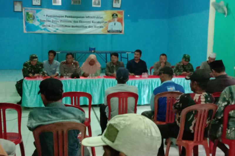DPRD tolak tambang pasir laut di Lampung Timur