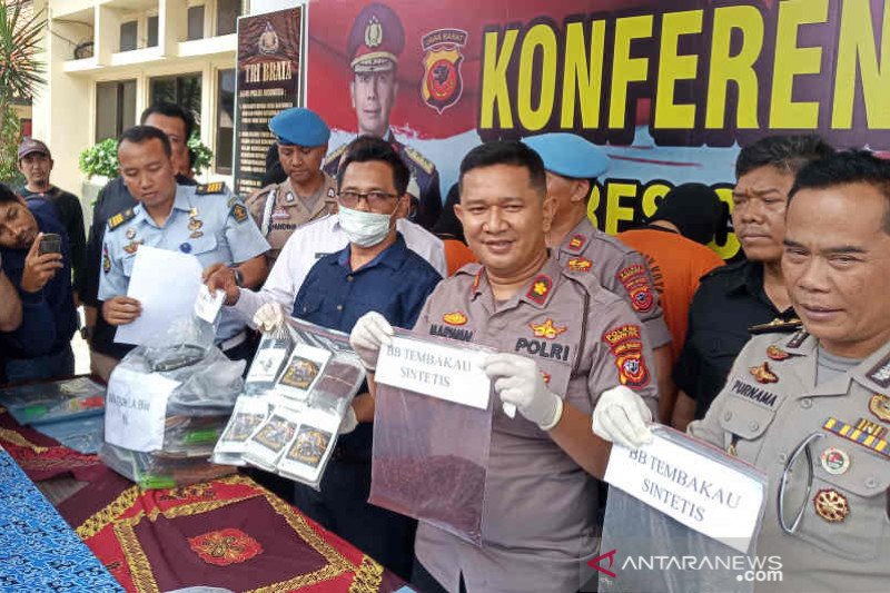 Polres Cirebon Kota tangkap peracik-pengedar tembakau gorila