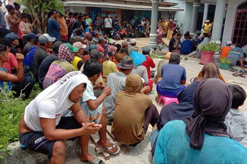 DPRD Lampung perlu bentuk pansus sikapi polemik tambang pasir laut Lampung Timur