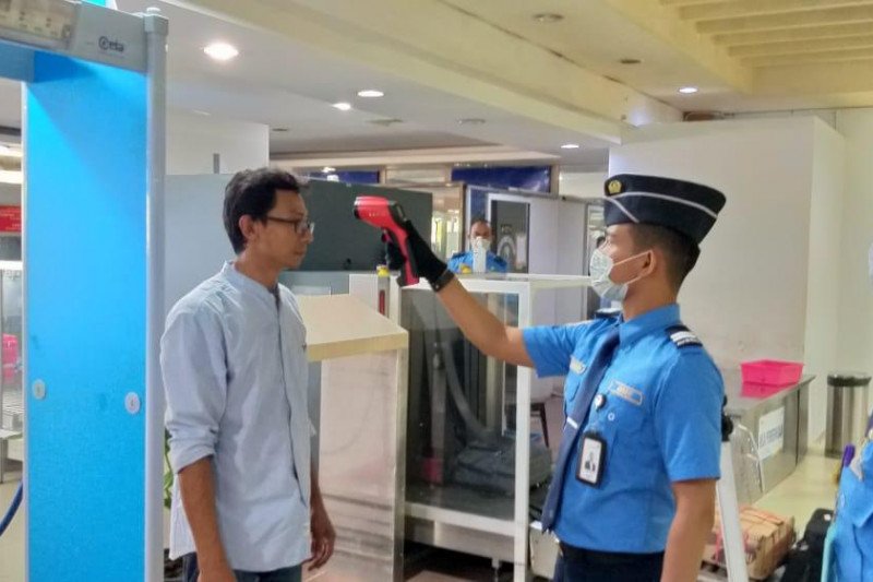 Mulai hari ini ada pemeriksaan suhu tubuh bagi semua penumpang di BIM