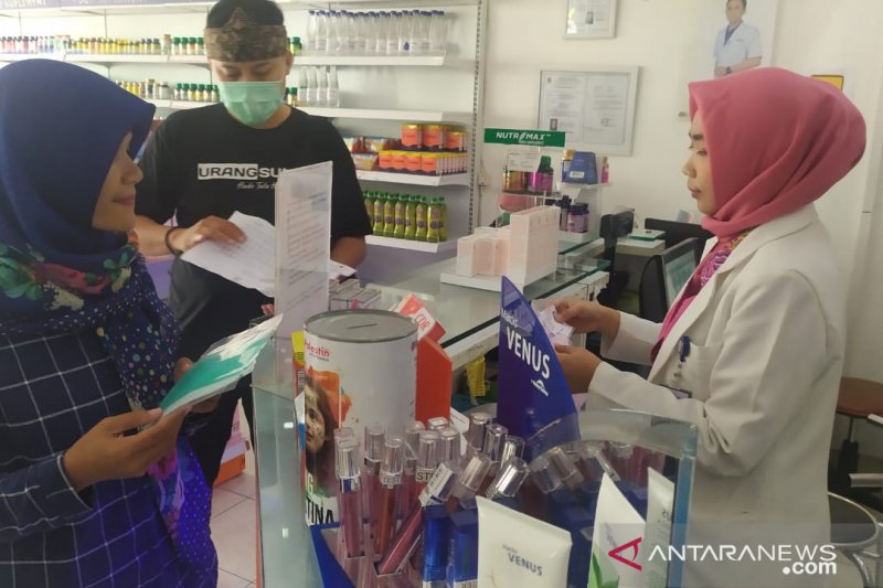 Apotek Kimia Farma batasi masker buah per orang - ANTARA News Barat