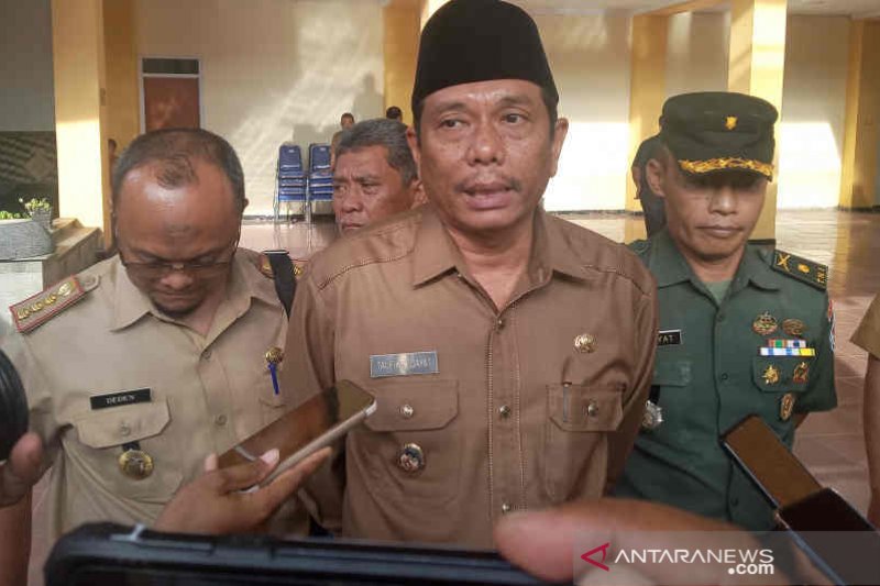 Plt Bupati Indramayu pastikan semua layanan publik berjalan seperti biasa