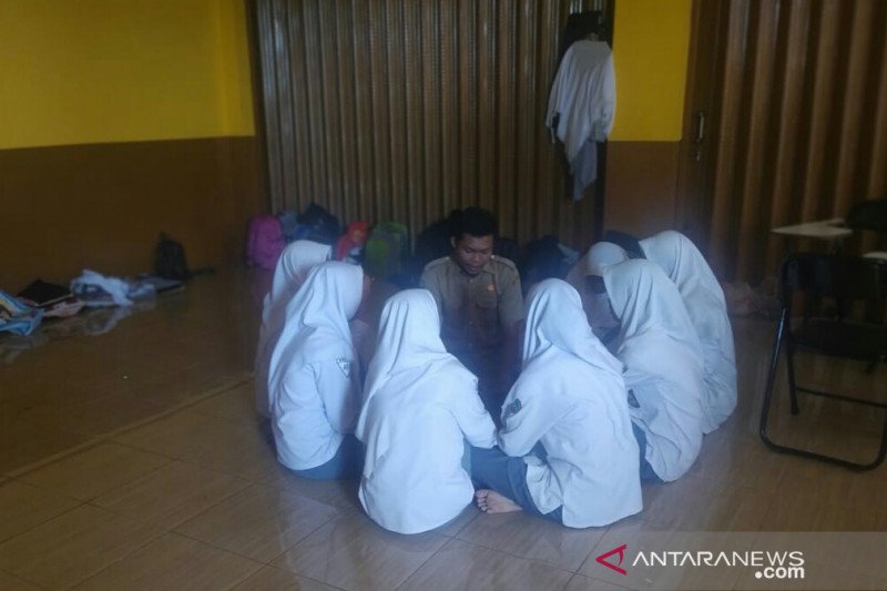 Siswa Cianjur surati Gubernur Jabar terkait penundaan UNBK